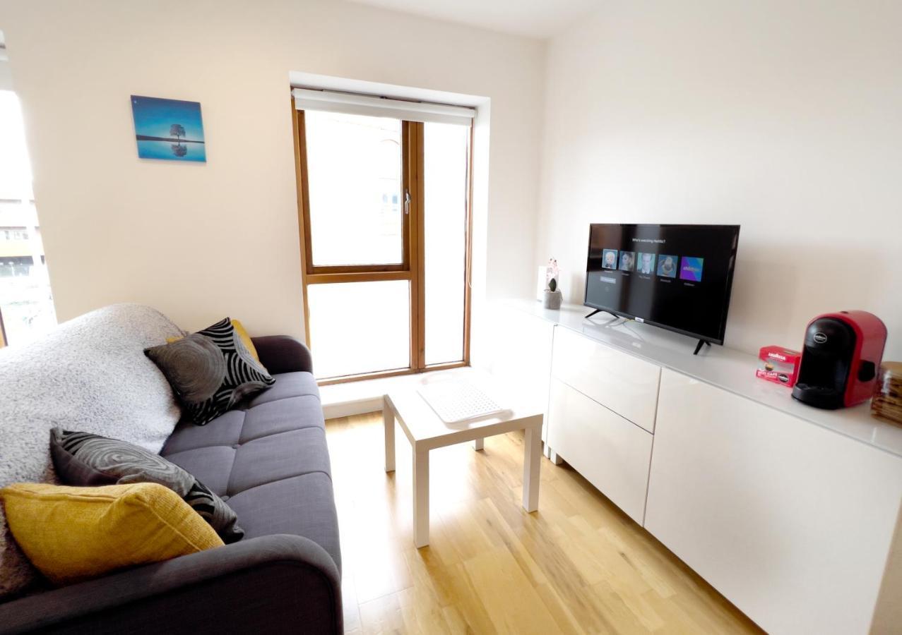 Lovely 1 Bedroom Apartment In South East ลอนดอน ภายนอก รูปภาพ